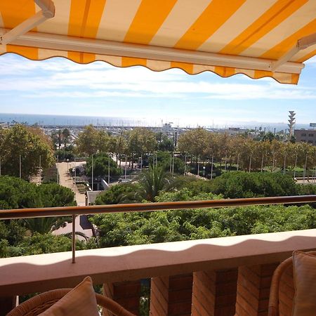 Lets Holidays Apartment Sea Views In Barcellona Esterno foto
