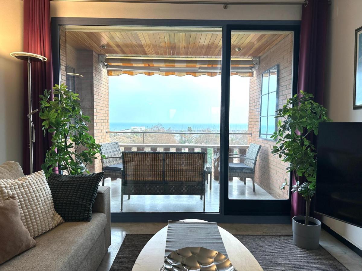 Lets Holidays Apartment Sea Views In Barcellona Esterno foto