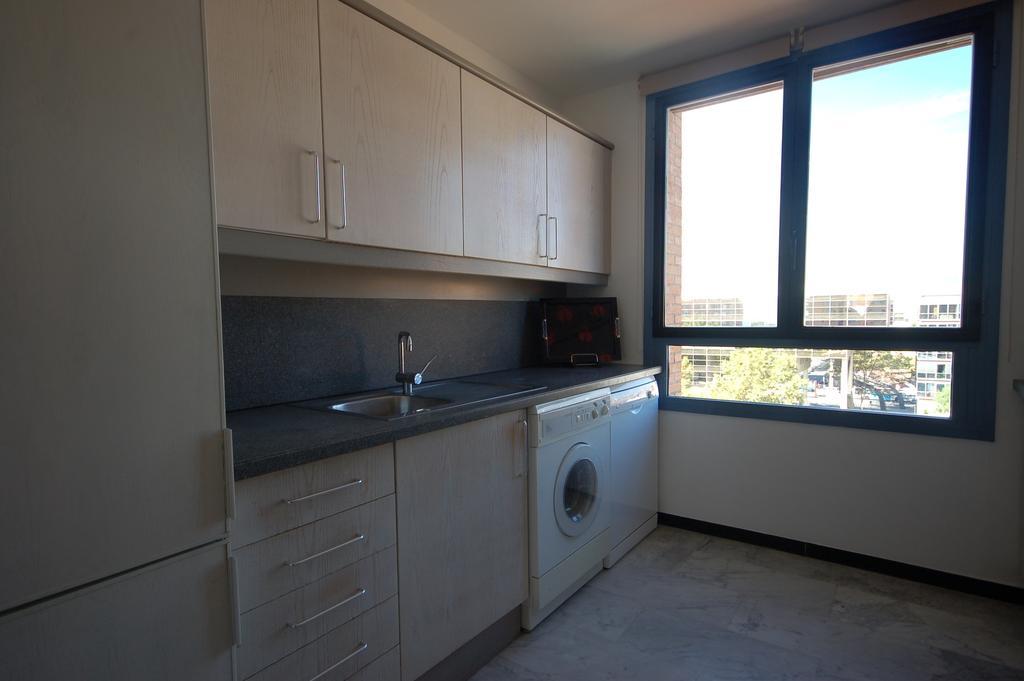 Lets Holidays Apartment Sea Views In Barcellona Camera foto