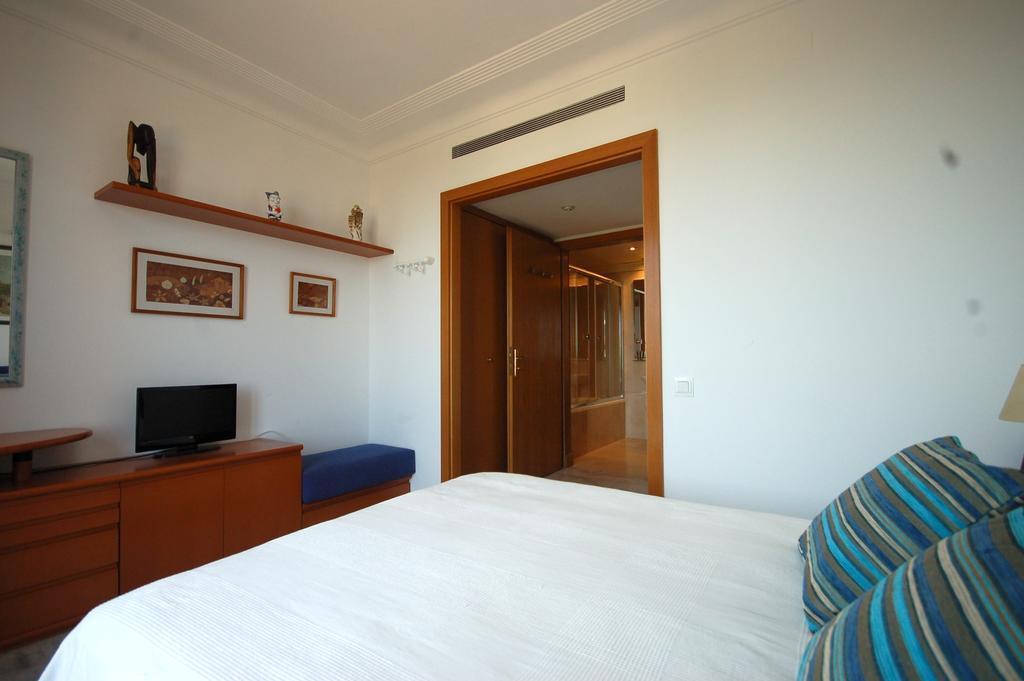 Lets Holidays Apartment Sea Views In Barcellona Camera foto